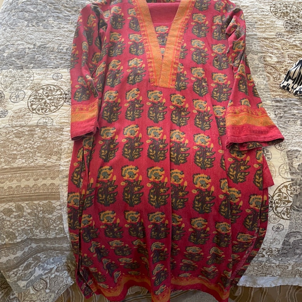 2 pc shalwar kameez. Trouser and shirt